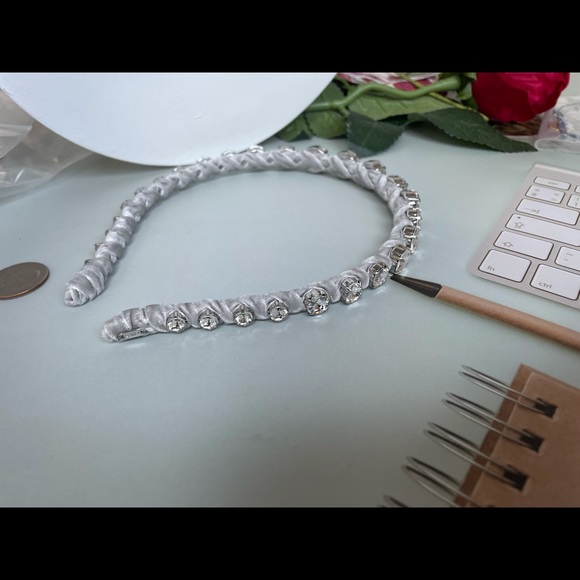 LELE SADOUGHI GRADUATED CRYSTAL HEADBAND - Picture 5 of 7